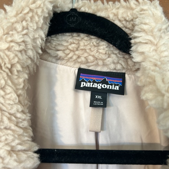 Patagonia teddy jacket - Picture 3 of 8